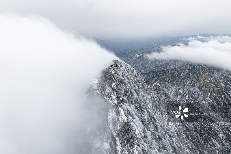 河南洛阳老君山雪景图片素材