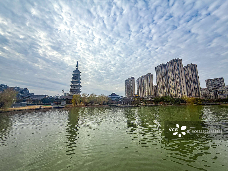 江苏淮安涟水，五岛湖风景区，能仁寺图片素材