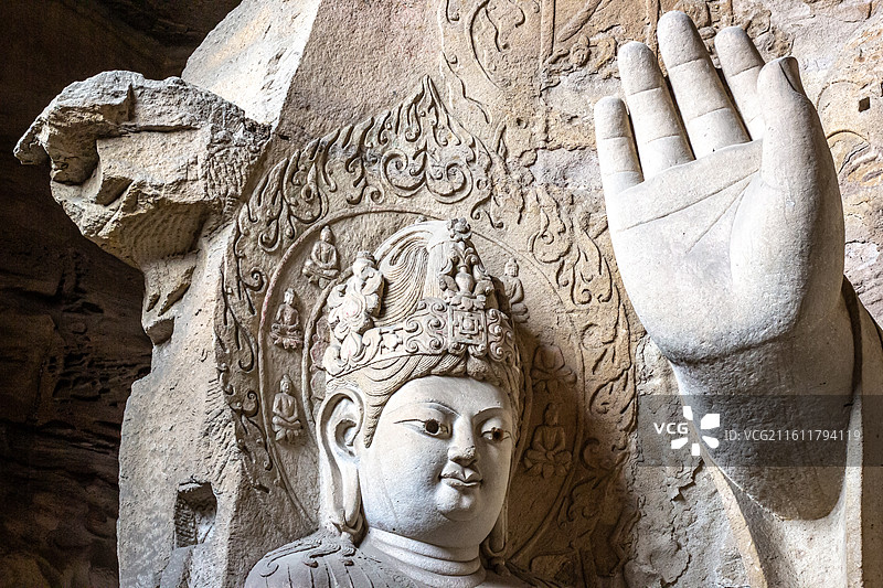 中国山西大同云冈石窟 第3窟灵岩寺洞石刻菩萨像图片素材