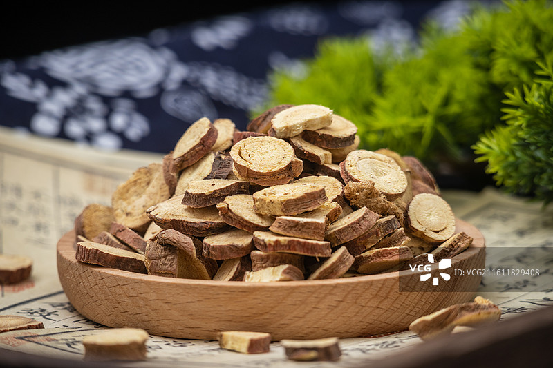 东方传统中药材甘草片药食同源草药切片图片素材
