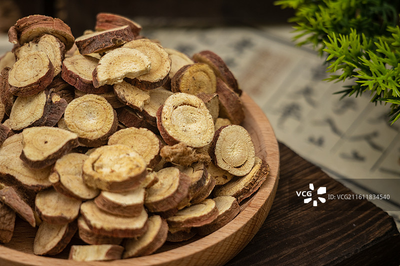 东方传统中药材甘草片药食同源草药切片图片素材