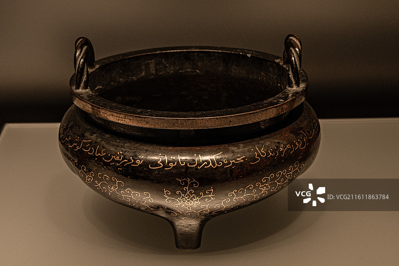 明景泰 错金波斯文铜鬲式炉 首都博物馆图片素材