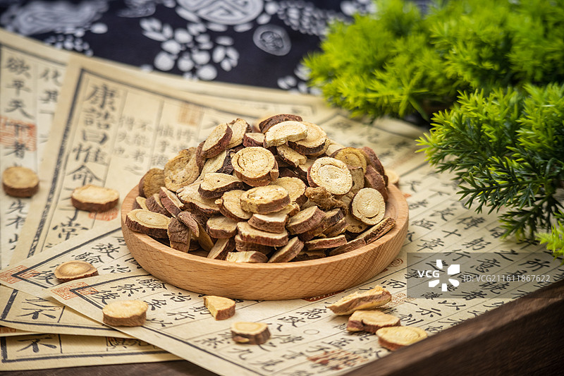 东方传统中药材甘草片药食同源草药切片图片素材