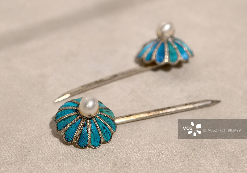 点翠《延禧攻略》 横店欢娱影视的传统工艺首饰图片素材