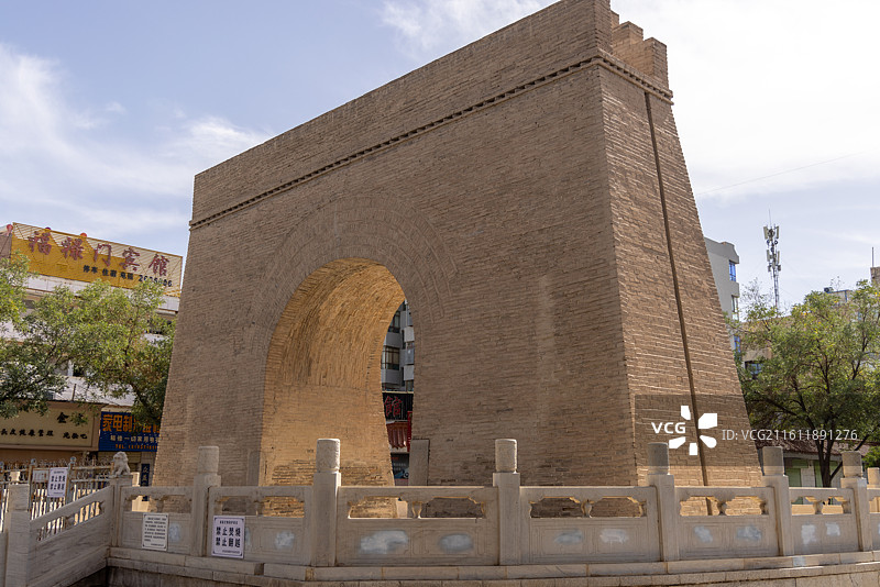 甘肃酒泉肃州区 酒泉古城门 唐代永徽年间修建的福禄城城门图片素材