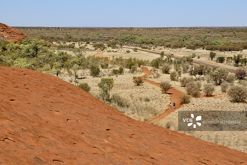 澳大利亚乌鲁鲁攀登视角图片素材