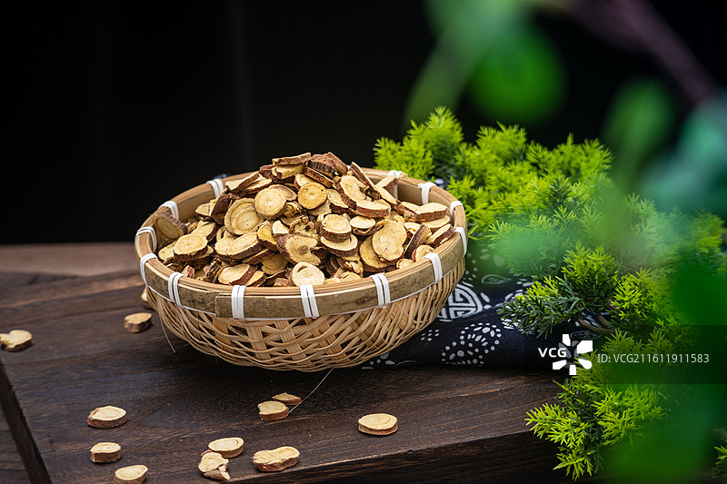 东方传统中药材甘草片药食同源草药切片图片素材