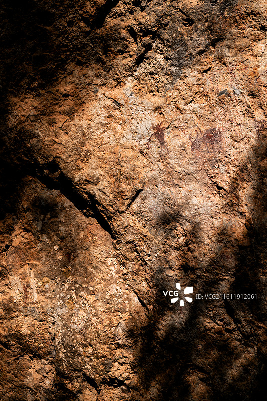 古老的少数民族崖画特写图片素材