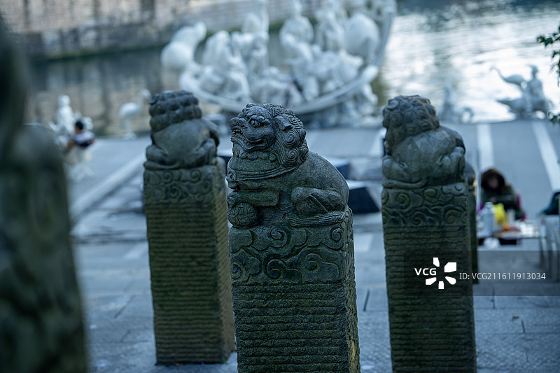 成都送仙桥的石狮子雕塑 石雕 中国风 柱子图片素材