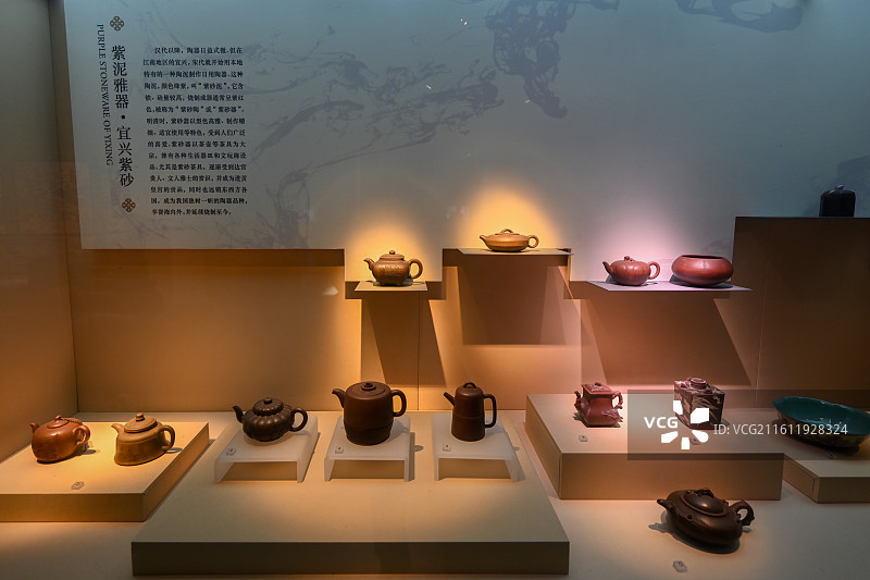 紫泥雅器：南京博物院展出宜兴紫砂珍品图片素材