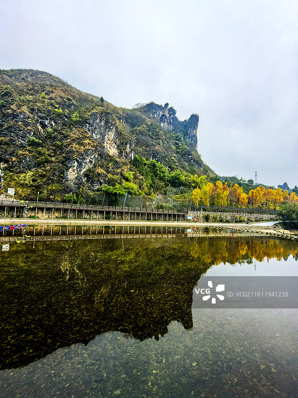 中国贵州省黔东南州施秉县杉木河景区，杉木河漂流 ，水墨云山，白沙井，鸡公山图片素材