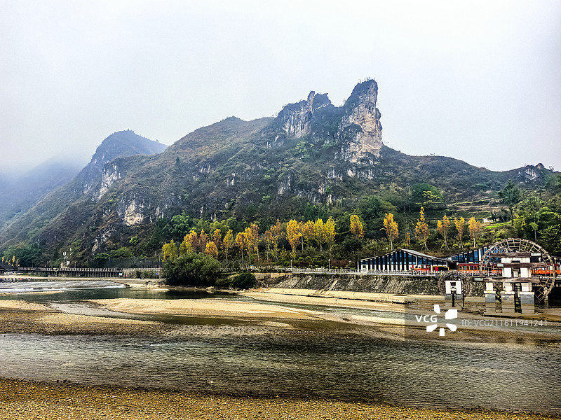 中国贵州省黔东南州施秉县杉木河景区，杉木河漂流 ，水墨云山，白沙井，鸡公山图片素材