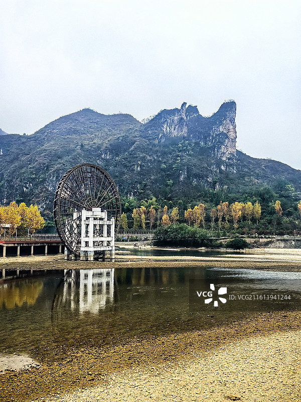 中国贵州省黔东南州施秉县杉木河景区，杉木河漂流 ，水墨云山，白沙井，鸡公山图片素材