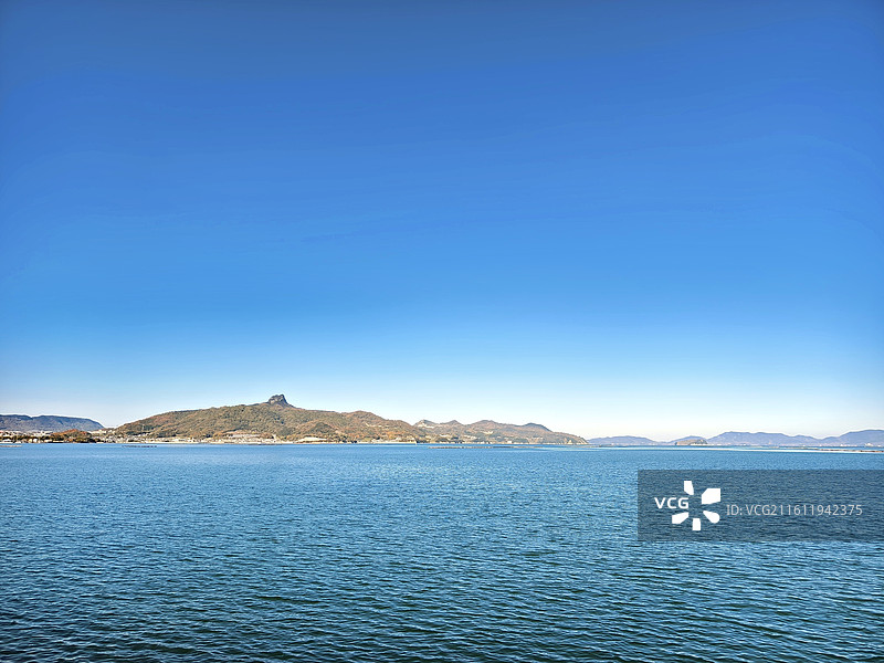 日本香川县赞岐市，赞岐市役所北边的濑户内海图片素材