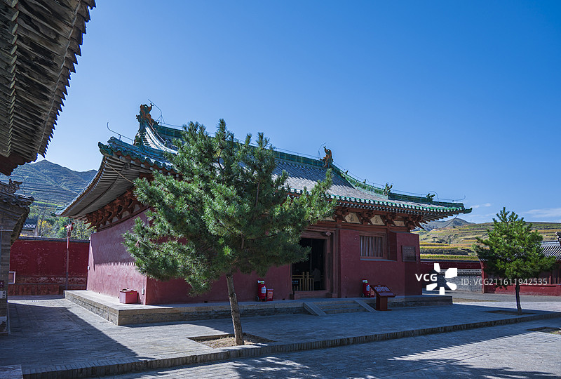 山西省忻州市繁峙县金代建筑岩山寺风光——文殊殿图片素材