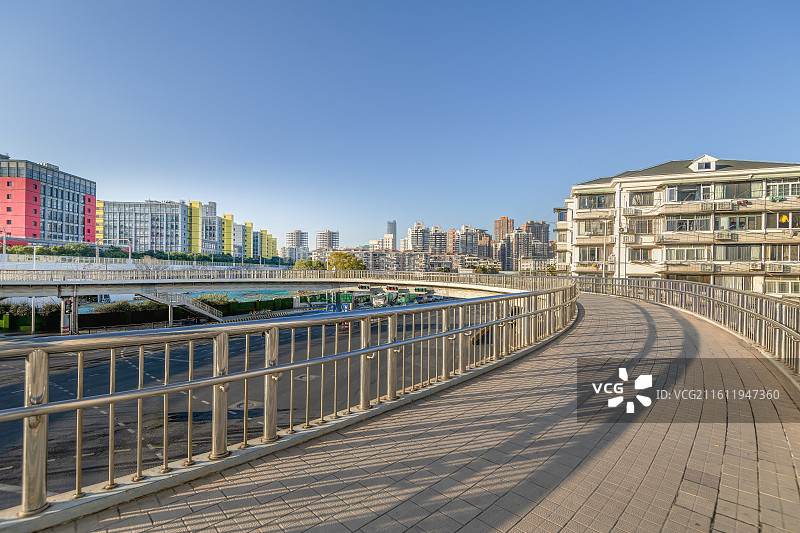 人行天桥与轨道交通图片素材