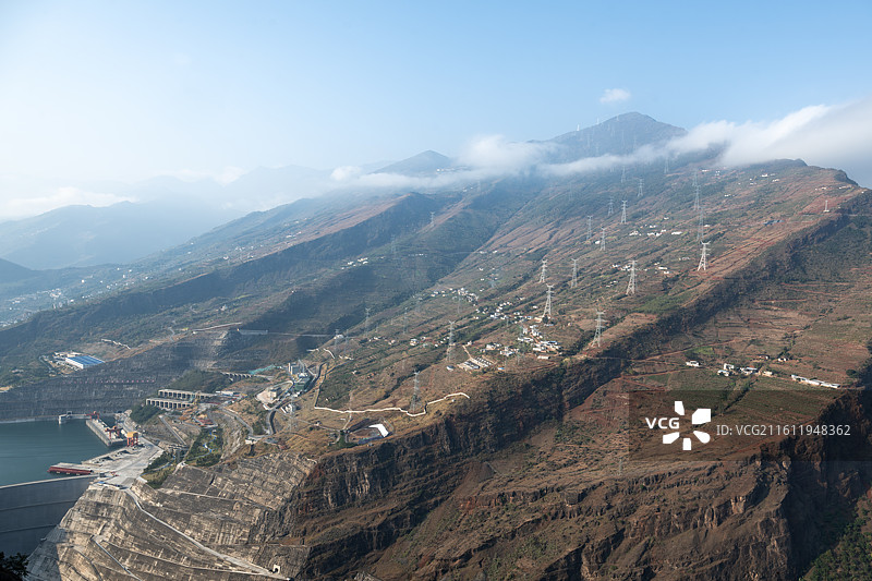 白鹤滩水电站位于云南省巧家县和四川省宁南县交界处的金沙江干流河段，它是世界装机容量第二大的水电站。图片素材