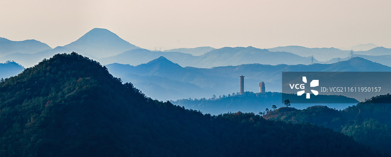 泉州市洛江区罗溪镇西龙禅寺双塔风光图片素材