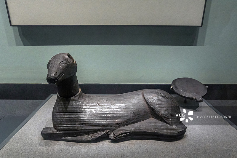 湖北省博物馆卧鹿战国时期1986-1987年江陵雨台山10号楚墓出土图片素材