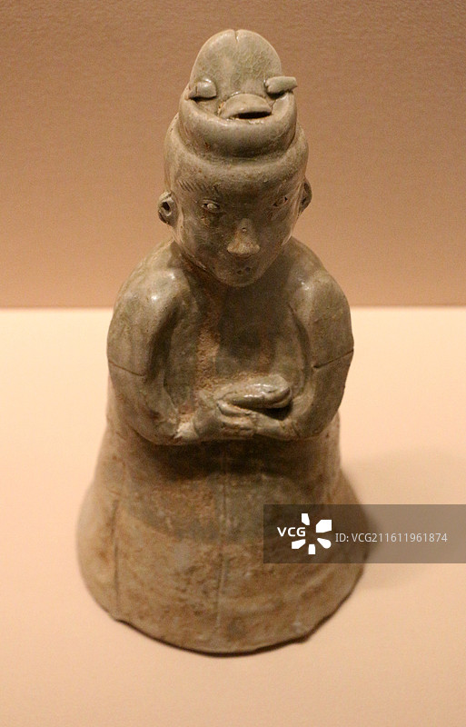 南京市博物院 —— 青瓷男俑图片素材