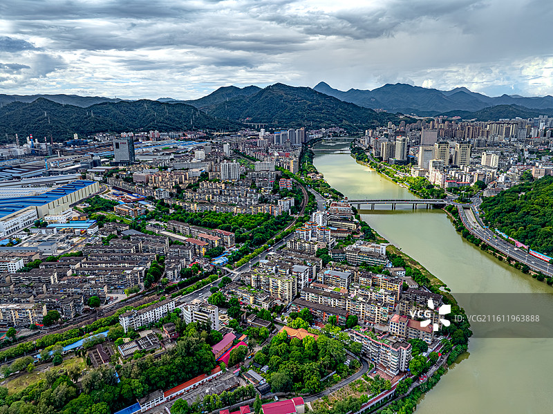 鹰厦铁路 三化一村 沙溪列东大桥 三明市区航拍纪实2025 闽中地区瑞云山山间盆地河谷平原三线建设图片素材