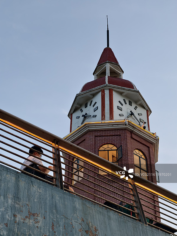 海口观海台钟楼图片素材