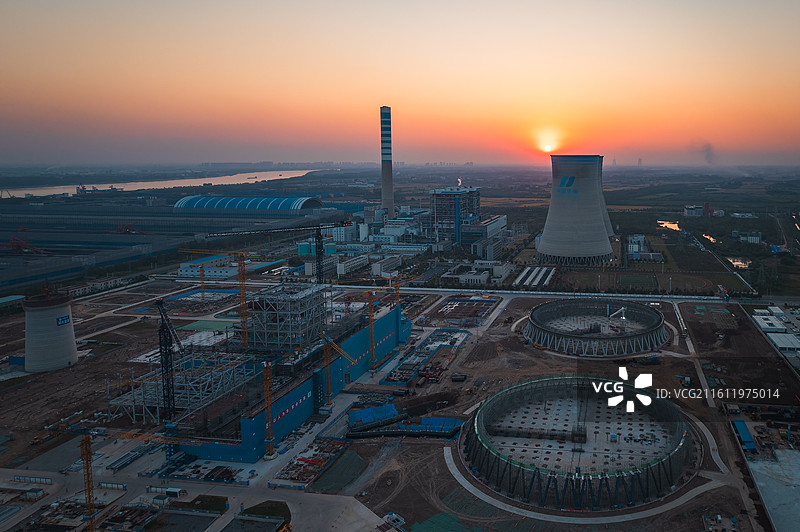 湖北江陵电厂工业区日落全景图图片素材