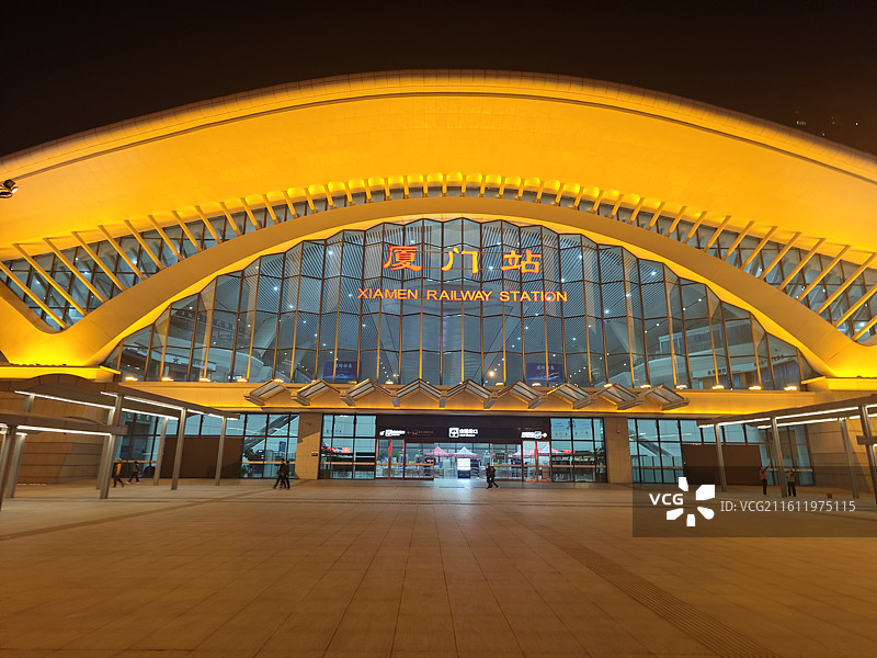 厦门站高铁站现代火车站建筑图片素材
