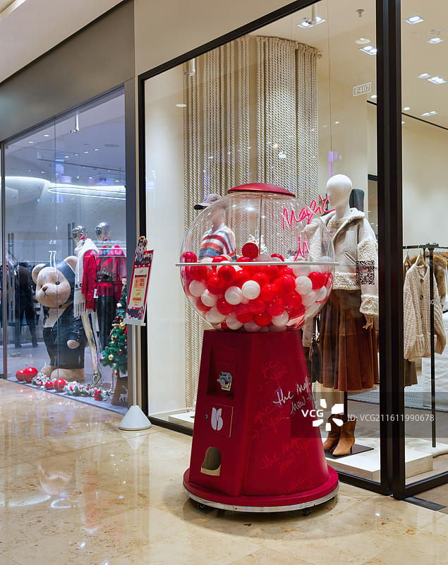 圣诞节新年前的南京新街口图片素材