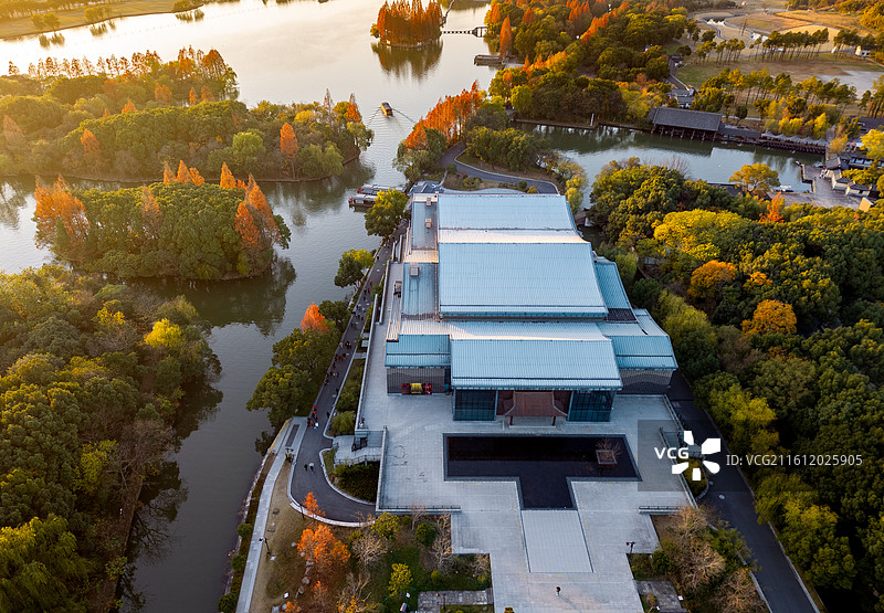 绍兴鲁镇大剧院航拍图片素材