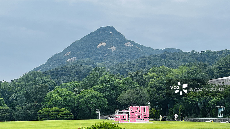 首尔街头city walk图片素材