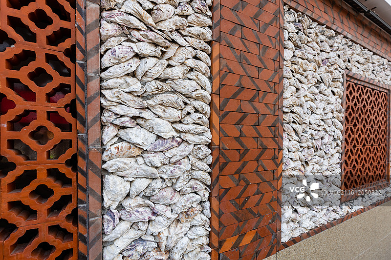 闽南沿海地区传统民居泉州蟳埔村蚵壳厝特写图片素材
