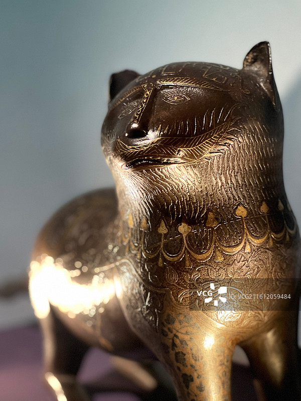 猫形饰品 伊朗 钢 金 银 1850-1900年图片素材
