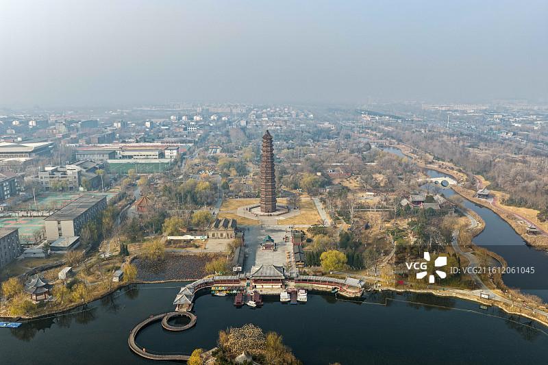 航拍河南开封铁塔公园图片素材