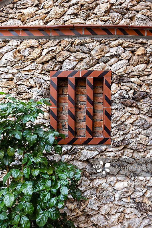 闽南沿海地区传统民居泉州蟳埔村蚵壳厝特写图片素材