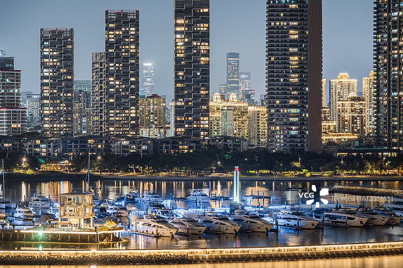 深圳南山蛇口渔港深圳湾游艇会夜景图片素材
