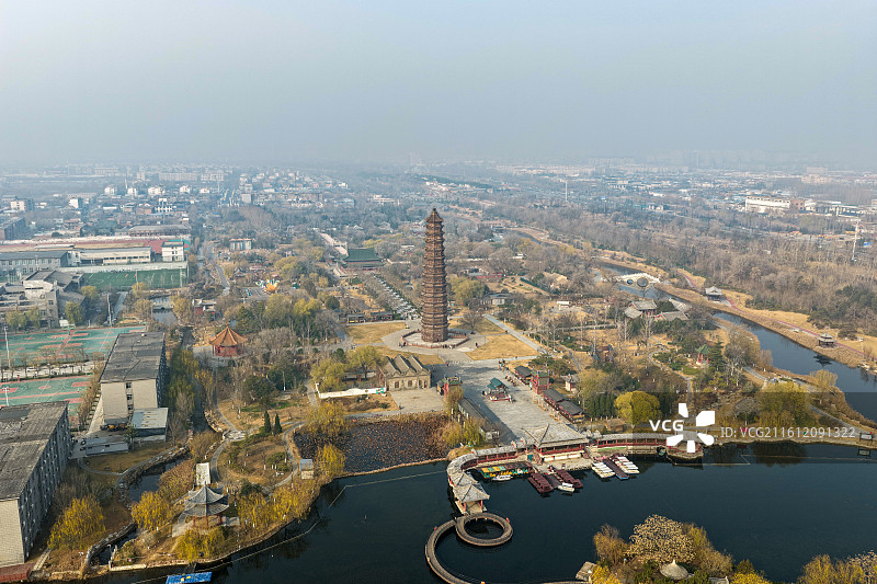 航拍河南开封铁塔公园图片素材