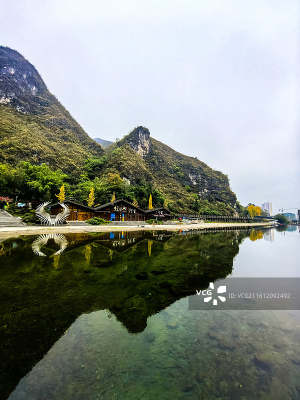中国贵州省黔东南州施秉县杉木河景区，杉木河漂流 ，水墨云山，白沙井，鸡公山图片素材