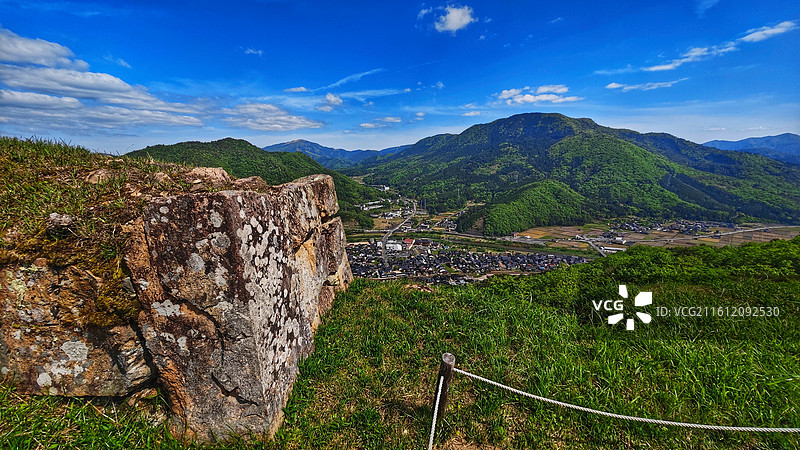 日本兵库县竹田遗迹是建于 1443 年左右的山城，别名虎卧城，因常现云海被称为 “天空之城”图片素材