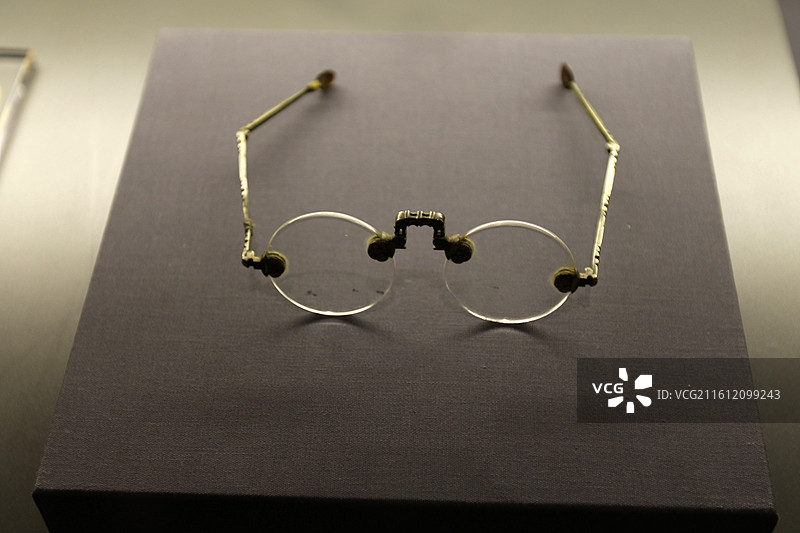 贵州省博物馆眼镜图片素材