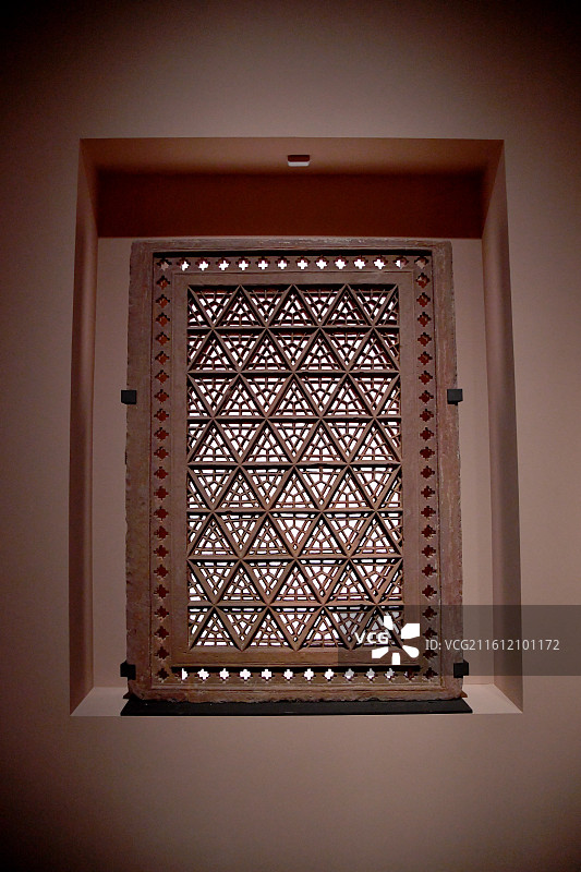 印度北部17世纪砂岩窗屏图片素材