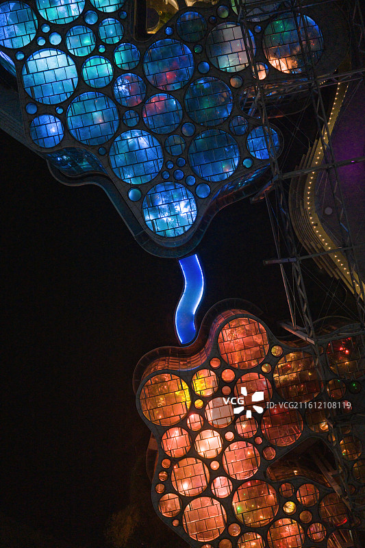 上海世博文化公园地标建筑温室花园夜景航拍图片素材