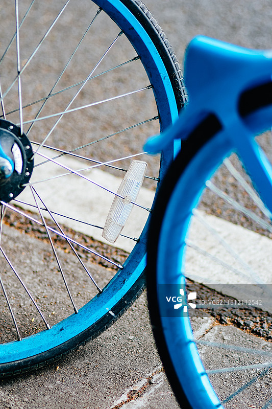 街边的共享单车……图片素材