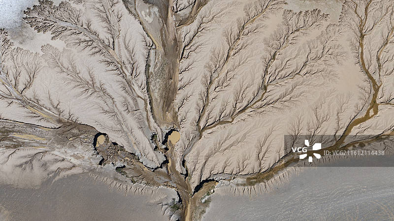 航拍西藏那曲天空之树图片素材