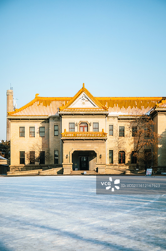 吉林长春伪满皇宫博物院同德殿冬日雪景图片素材