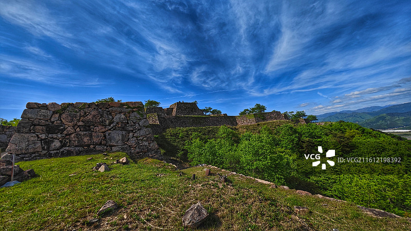 日本兵库县竹田遗迹是建于 1443 年左右的山城，别名虎卧城，因常现云海被称为 “天空之城”图片素材