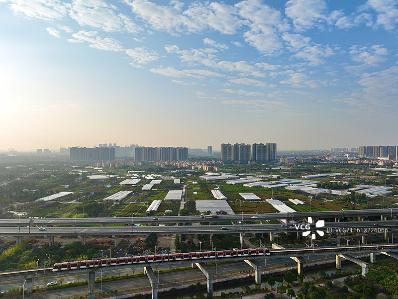 顺德陈村桔乡地铁轻轨之晨图片素材