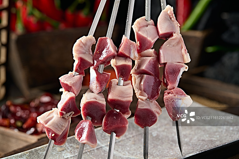 烧烤食材生鲜鸡胗串图片素材