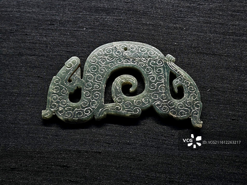 龙形佩 战国 1957年河南信阳长台关出土 中国国家博物馆藏图片素材