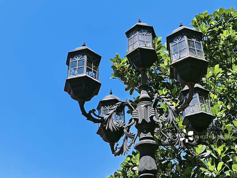 广州黄浦区蒲洲广场路灯视觉图片素材